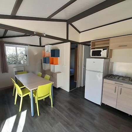 Camping Au Tour De L'Aveyron L'Hospitalet-du-Larzac ภายนอก รูปภาพ