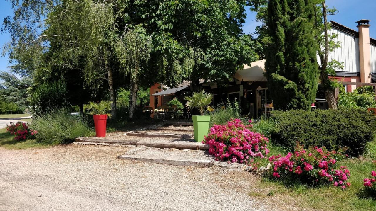 Camping Au Tour De L'Aveyron L'Hospitalet-du-Larzac ภายนอก รูปภาพ