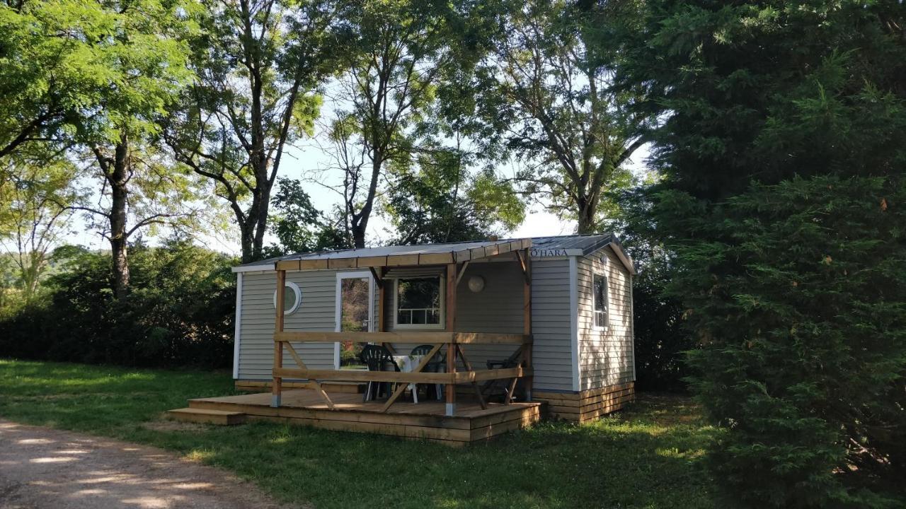 Camping Au Tour De L'Aveyron L'Hospitalet-du-Larzac ภายนอก รูปภาพ