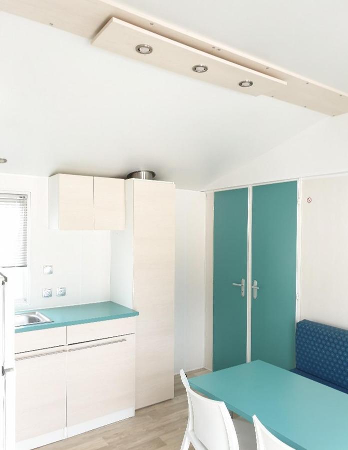 Camping Au Tour De L'Aveyron L'Hospitalet-du-Larzac ภายนอก รูปภาพ