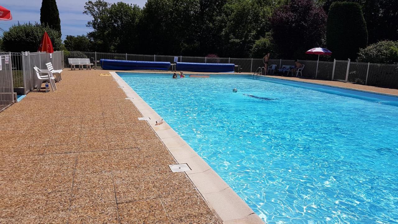 Camping Au Tour De L'Aveyron L'Hospitalet-du-Larzac ภายนอก รูปภาพ